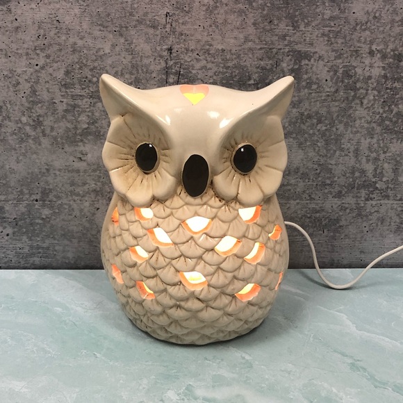 Vintage Accents Cream Owl Desk Lamp Excellent Condition Poshmark